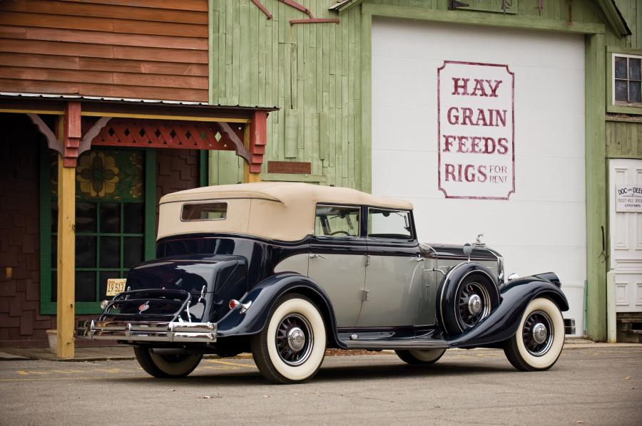  Pierce-Arrow 12 Model 1242 Convertible Sedan 1933 года  (фото 5 из 5)